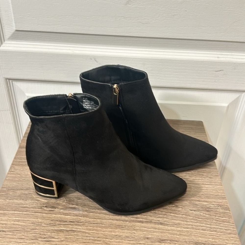 CLOUD WALKERS BY AVENUE women ankle boots WITH GOLD HEELS SIDE ZIPPER SIZE 85 w